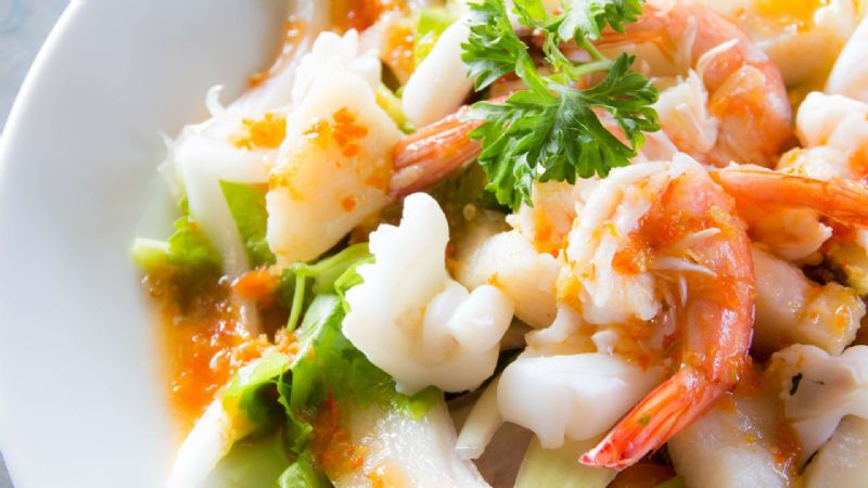 Deniz Ürünleri Salatası Tarifi