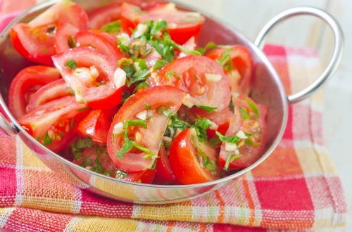 Domates Salatası Tarifi