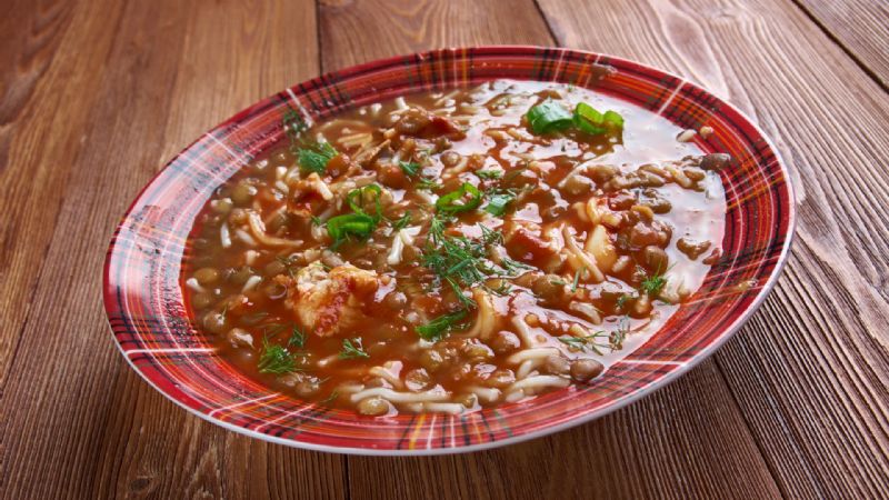 Hamurlu Yeşil Mercimek Çorbası Tarifi