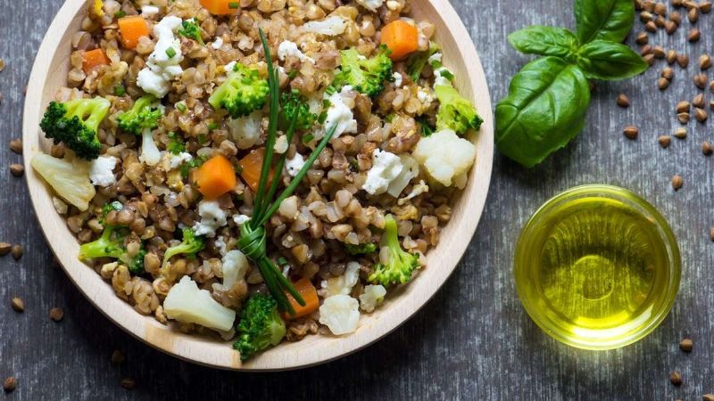 Karabuğday Salatası Tarifi