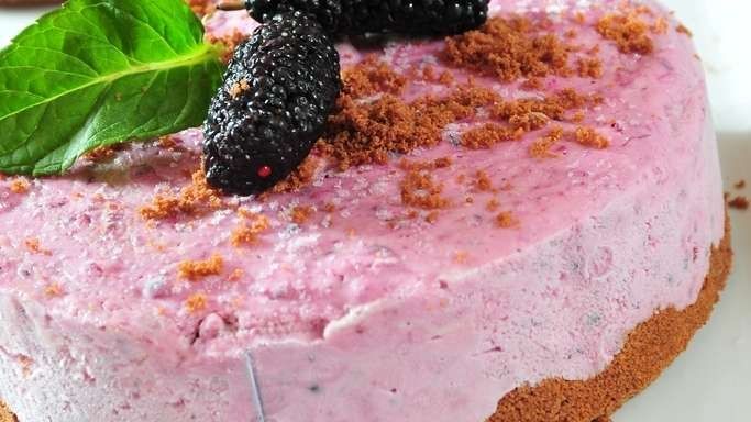 Karadutlu Cheesecake Tarifi