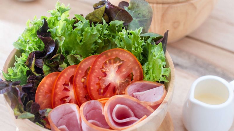 Keyifli Salata Tarifi