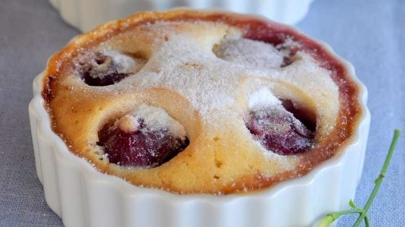 Kiraz Clafouti Tarifi