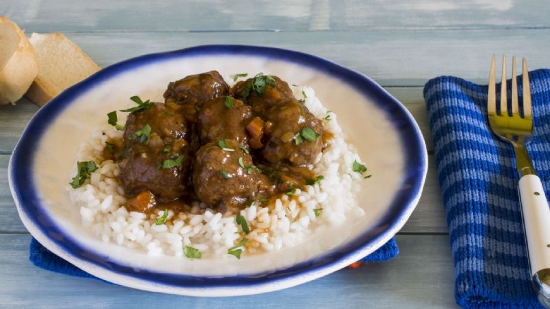Köfteli Pirinç Pilavı Tarifi