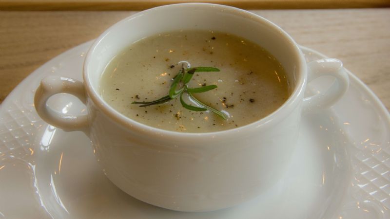 Közlenmiş Patlıcan Çorbası Tarifi