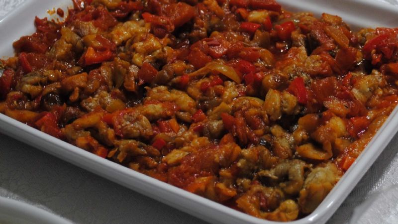Közlenmiş Patlıcan Yemeği Tarifi
