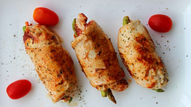 Maydanoz Soslu Tavuk Sarma Tarifi