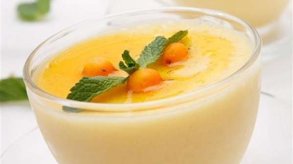 Meyveli Ev Pudingi Tarifi