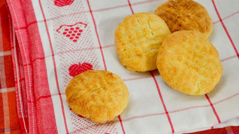 Peynirli Bisküvi Tarifi