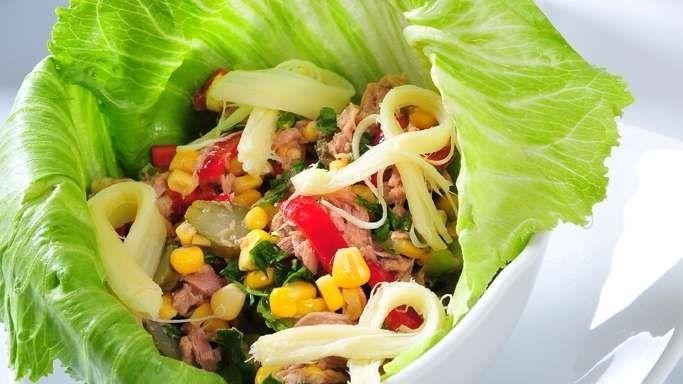 Peynirli Ton Balıklı Salata Tarifi