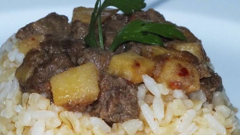 Piliç Etli Buhara Pilavı Tarifi