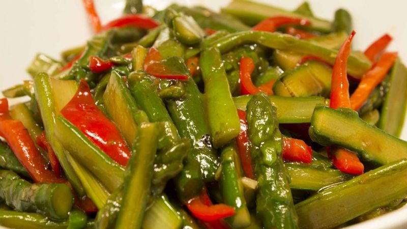 Soya Soslu Kuşkonmaz Sote Tarifi