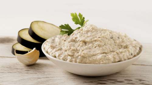 Tahinli Patlıcan Salatası Tarifi