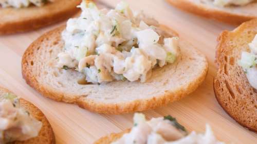 Tavuk Salatası Tarifi