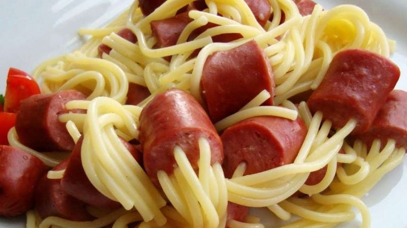 Uzun Saçlı Sosisler Tarifi