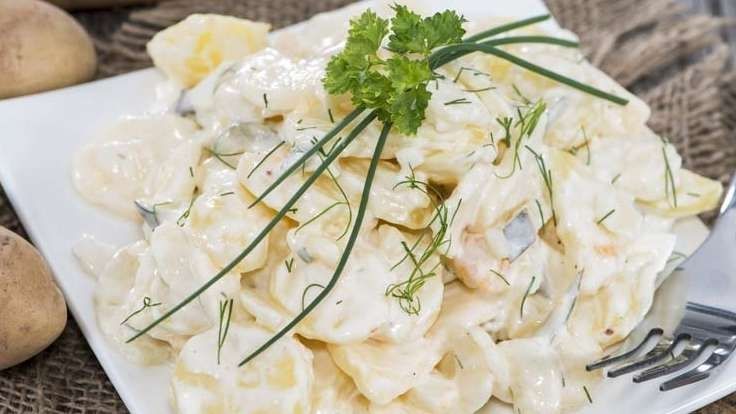 Yoğurtlu Patates Salatası Tarifi